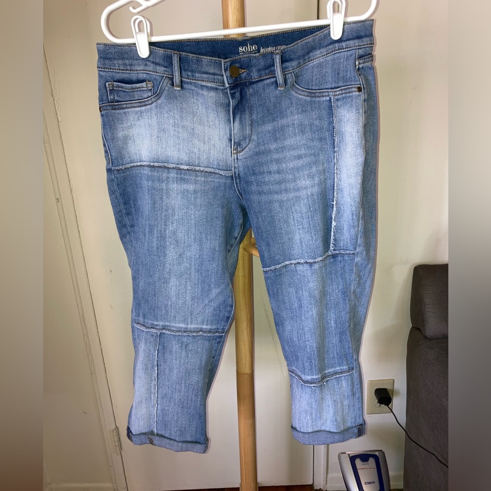 New York & Company Light Blue Cropped Jeans